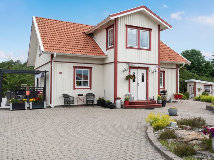 5 rok · 141 m² · Hillervägen 9