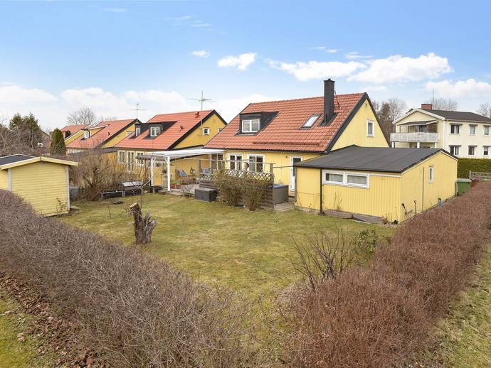 6 rok · 137 m² · Almsätersvägen 9