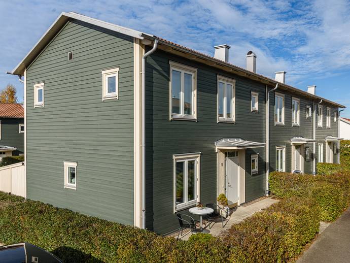 4 rok · 103,8 m² · Maria Nilsdotters väg 11