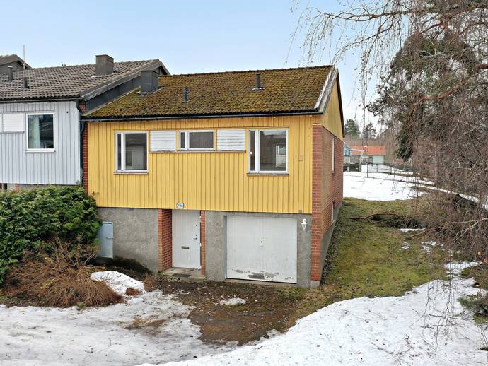 3 rok · 77 m² · Carl Ugglas gata 29D
