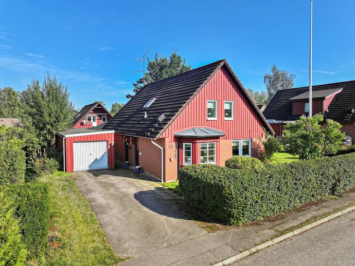 6 rok · 147 m² · Trapetsgatan 15