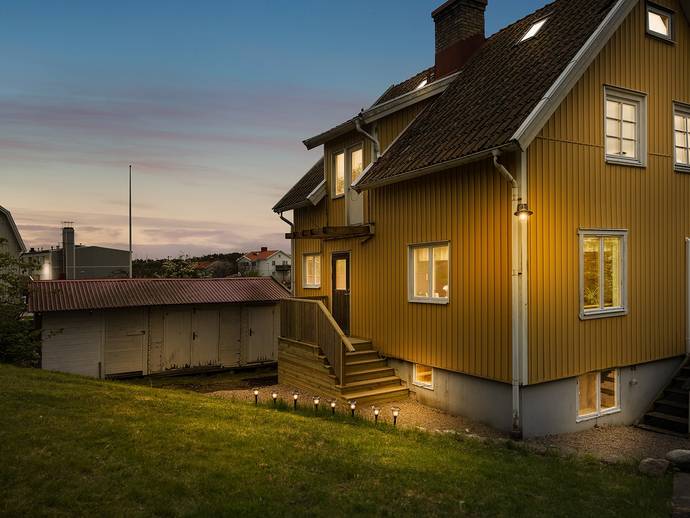 5 rok · 121 m² · Elins väg 3