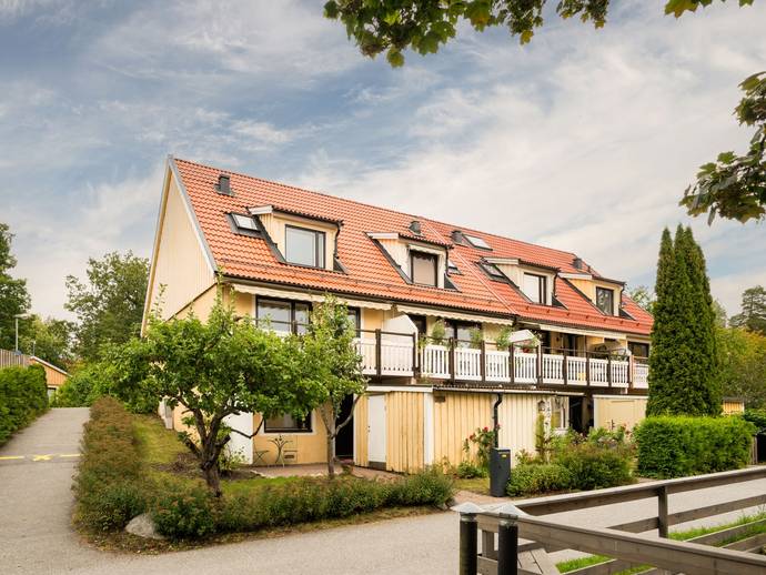 4 rok · 110 m² · Rapsodivägen 162