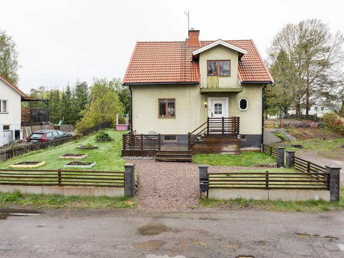4 rok · 106 m² · Villavägen 9