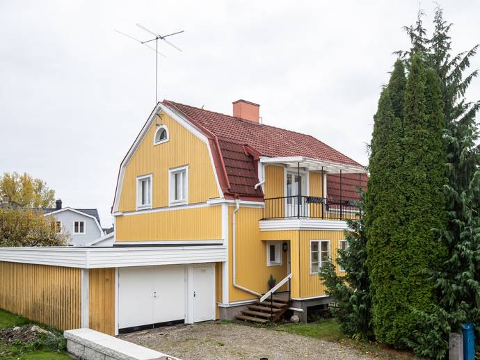 6 rok · 105 m² · Kortévägen 3