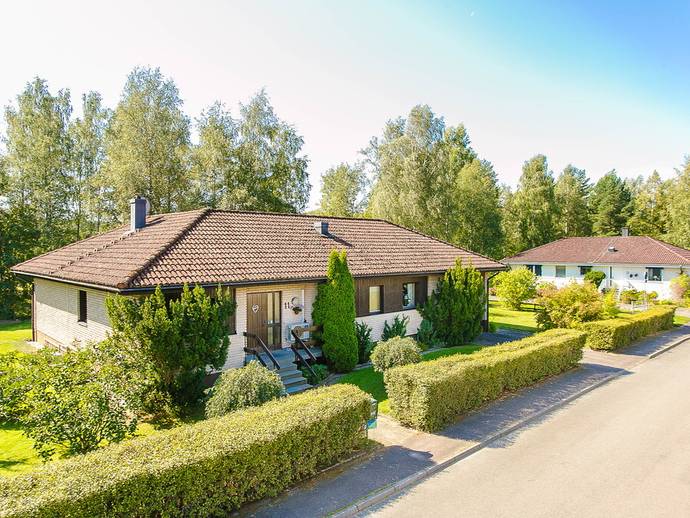 6 rok · 122 m² · Stubbvägen 11