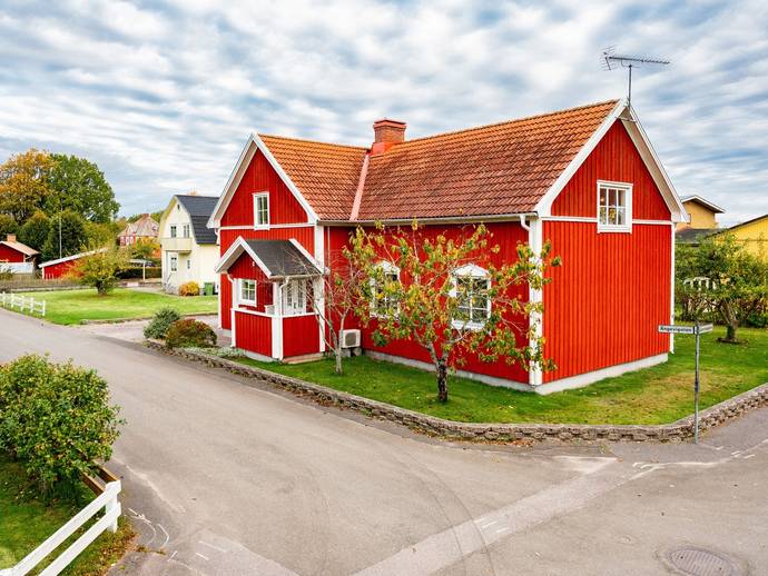 5 rok · 150 m² · Ängevigatan 8