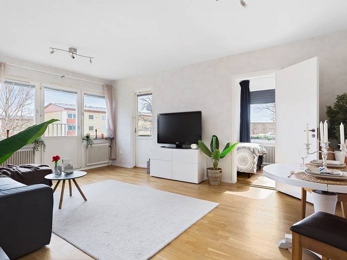 2 rok · 50 m² · Fredrika Bremers Gata 34