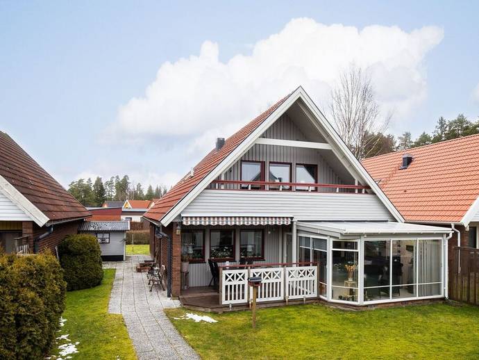 5 rok · 145 m² · Yttre lötsvängen 20