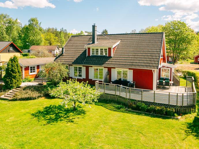 6 rok · 142 m² · Varvsvägen 25