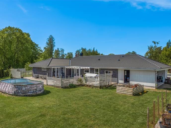 5 rok · 145 m² · Björnslundsvägen 8-0