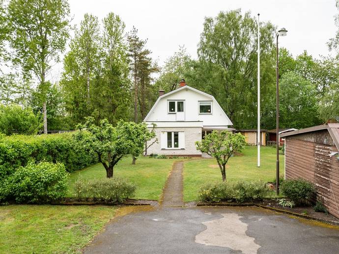 6 rok · 115 m² · Torbjörntorp Ponderosa