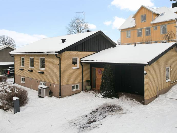 6 rok · 100 m² · Blackensvägen 49A