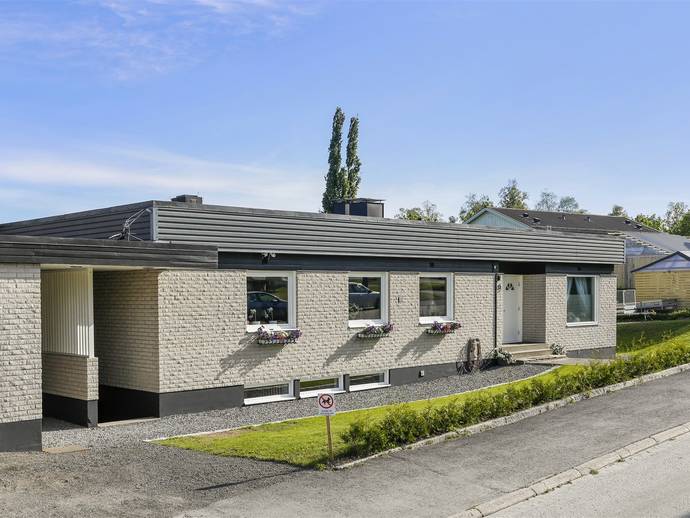 8 rok · 202 m² · Gådeåvägen 9 & 11
