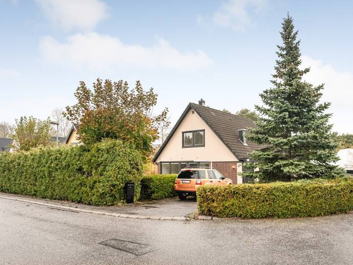 6 rok · 155 m² · Sundbyvägen 61