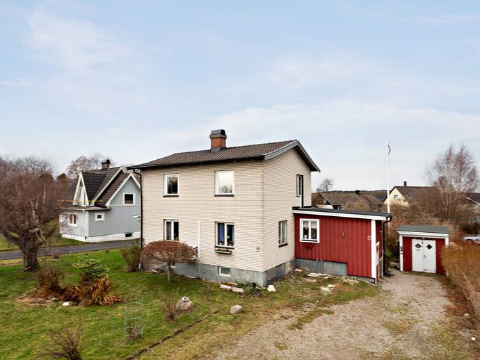 4 rok · 104 m² · Håkantorpsvägen 15