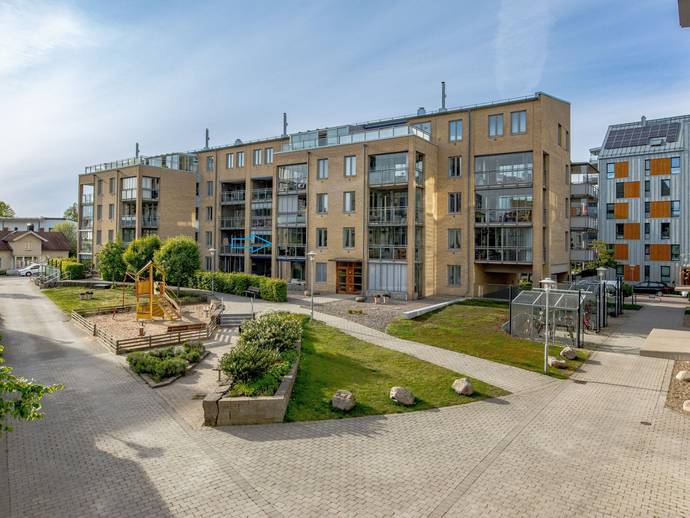 2 rok · 67,4 m² · Seglaregatan 3A