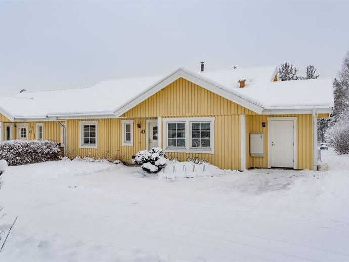 4 rok · 92 m² · Skogsbacken 43
