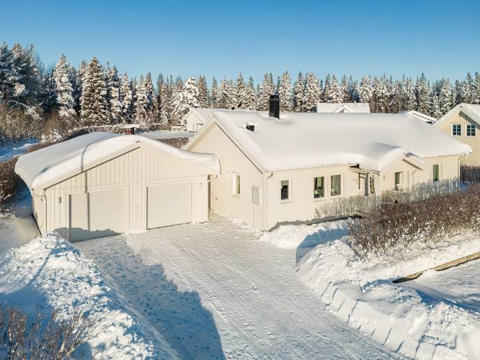6 rok · 165 m² · Blåmesvägen 17