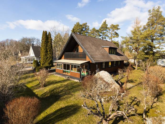 5 rok · 147 m² · Isgrena 23