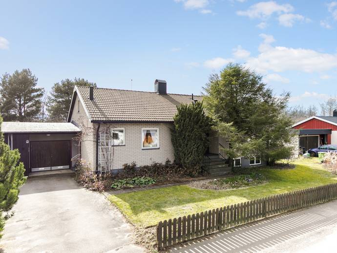 4 rok · 114 m² · Johan Bergströms väg 5