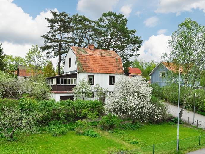 4 rok · 90 m² · Svarvarvägen 1