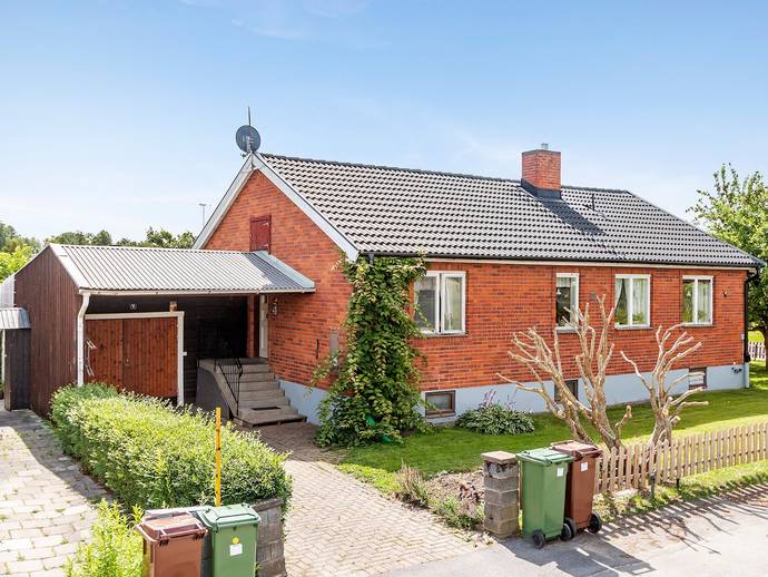 4 rok · 92 m² · Linjevägen 9