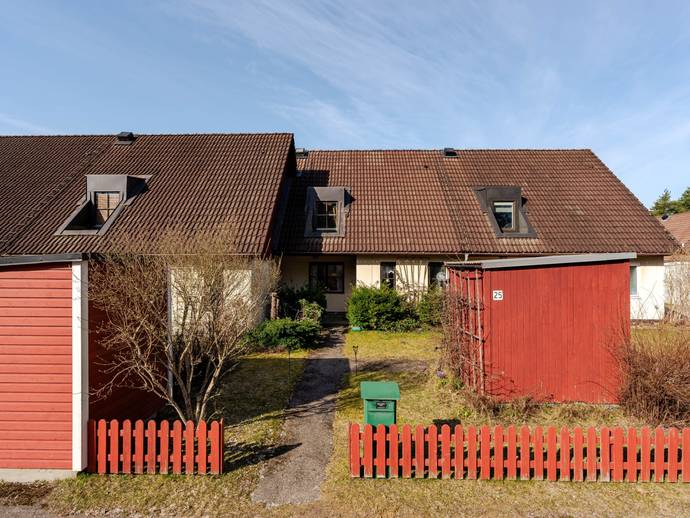 4 rok · 104 m² · Lillmyravägen 25