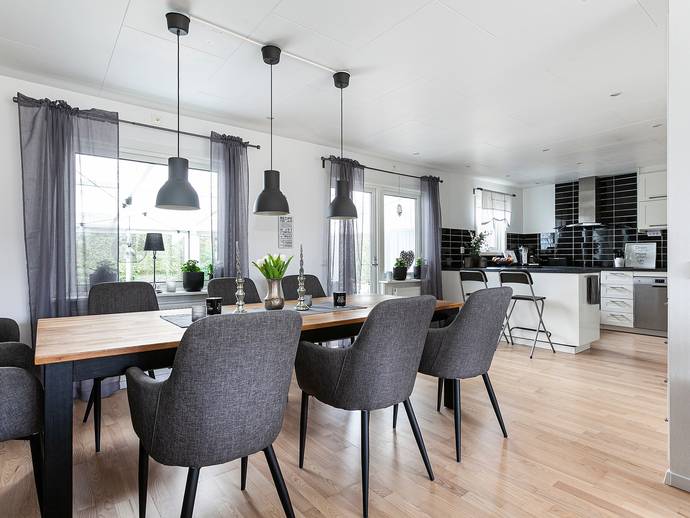 5 rok · 107 m² · Kastanjevägen 40