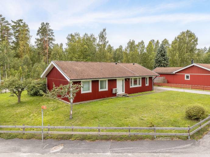 4 rok · 109 m² · Fågelsångsvägen 1