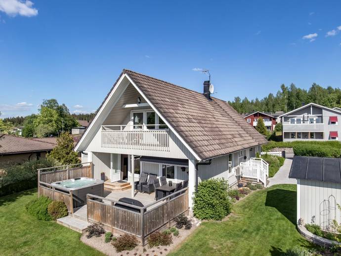 6 rok · 158 m² · Persiljestigen 4