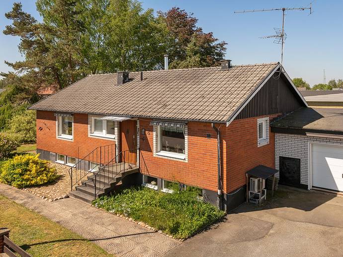 5 rok · 94 m² · Högåkersvägen 8