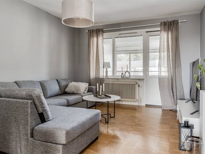 3 rok · 80 m² · Läkarvägen 5F