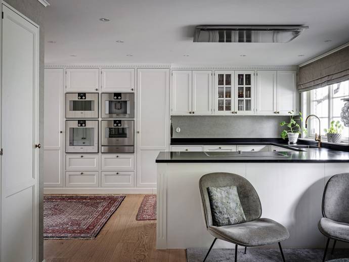 8 rok · 295 m² · Rosengatan 26