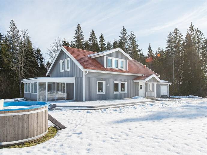 6 rok · 165 m² · Possarp 10