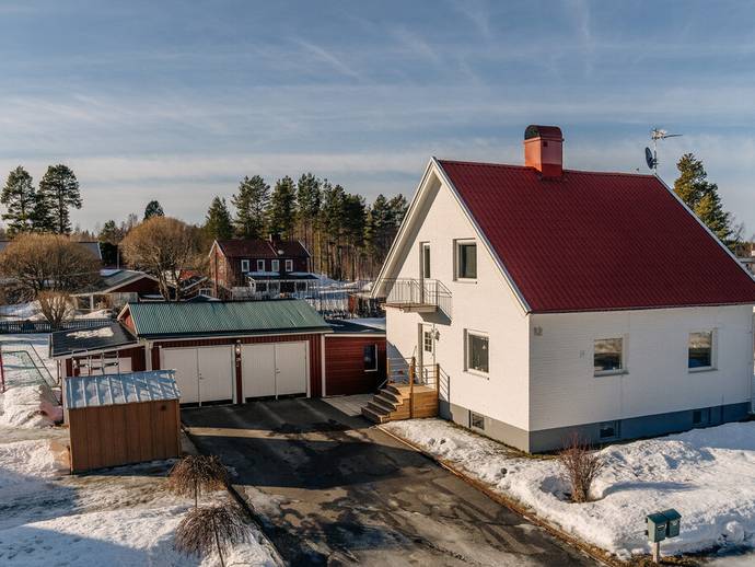 5 rok · 105 m² · Villavägen 12