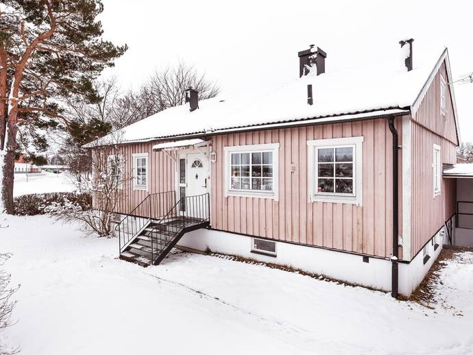 6 rok · 97 m² · Debattvägen 27