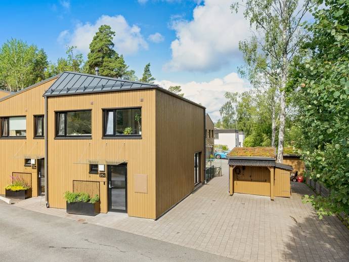 4 rok · 103 m² · Sandviksvägen 25C