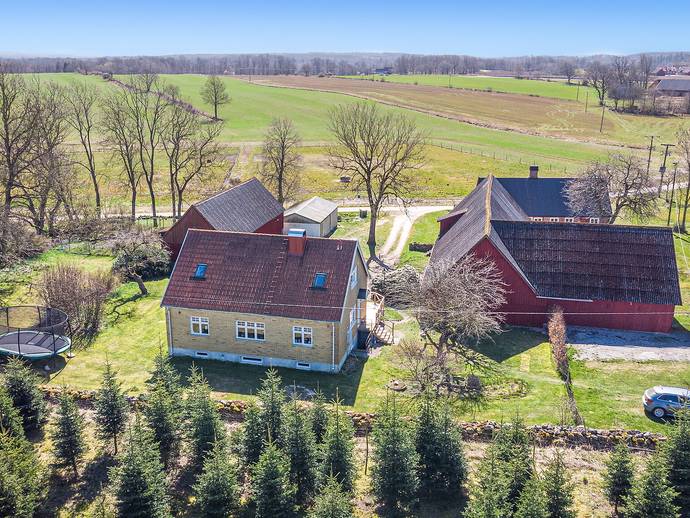 4 rok · 147 m² · Maglasäte 405