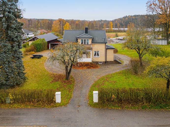4 rok · 100 m² · Salstagatan 3