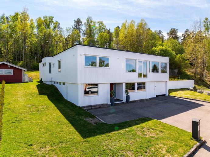 7 rok · 225 m² · Krongatan 7