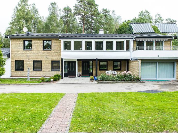 5 rok · 197 m² · Kärdavägen 1