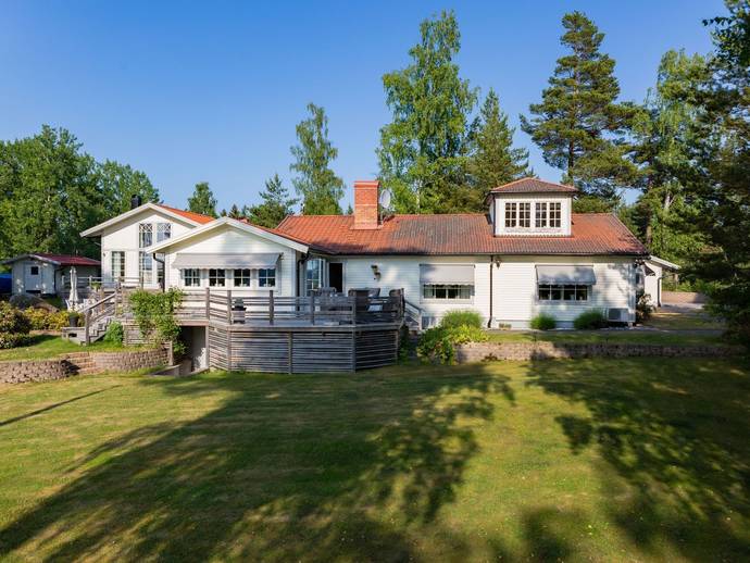 6 rok · 173 m² · Södernäsuddsvägen 22