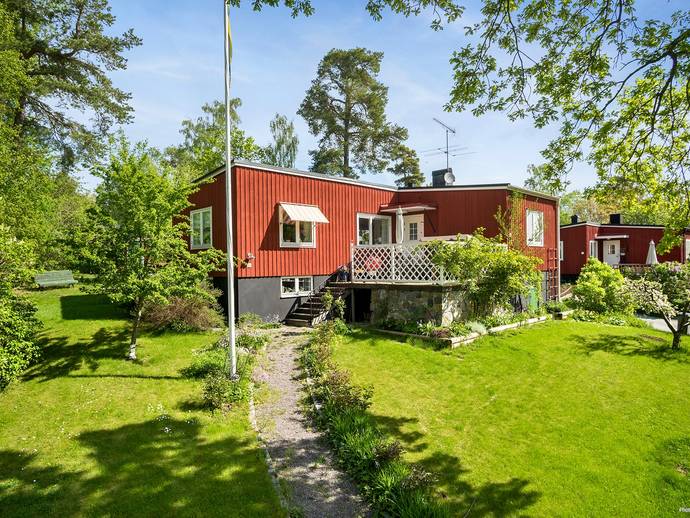 6 rok · 77 m² · Tvärvägen 18