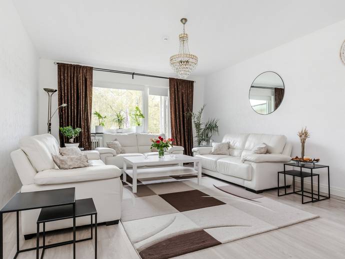 4 rok · 94 m² · Sturegatan 38B