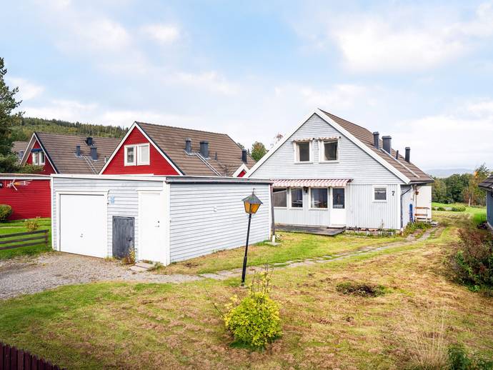 6 rok · 129 m² · Flogstagatan 7