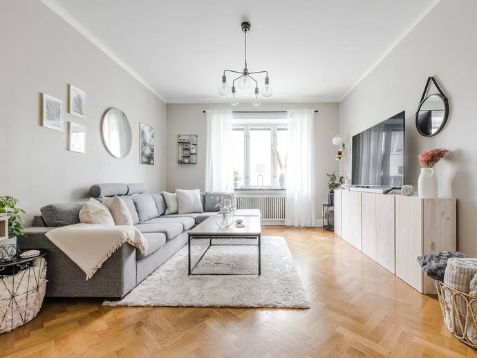 1 rok · 54 m² · Södra Bangårdsgatan 8A
