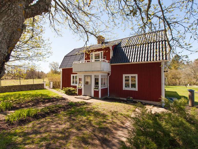6 rok · 174 m² · Slätten 2