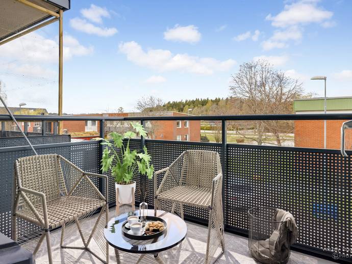 1 rok · 33 m² · Odensalavägen 46