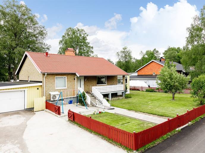 4 rok · 92 m² · Villagatan 9